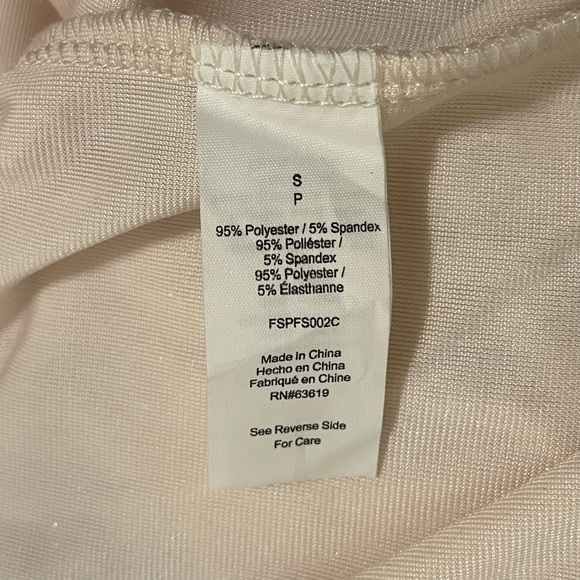 Spyder Women's Performance Comfort Velvet Velour Crop Hoodie NWT Pink Small #747 - Picture 6 of 7